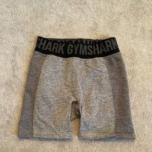 Gymshark High Waisted Flex Shorts in size small! Only worn a couple of times